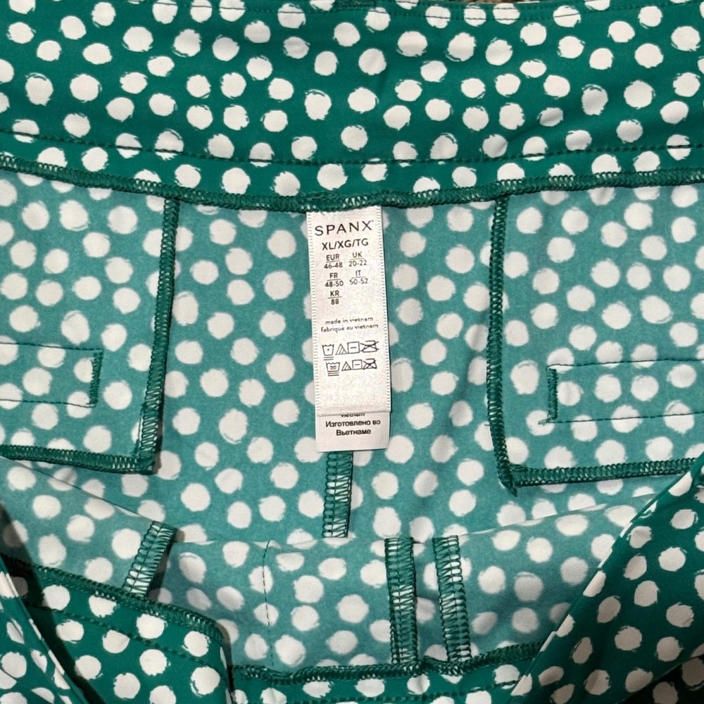 SPANX Sunshine Shorts‎ 6" Green W/Dot  with Pockets UPF 50+ NWT Size XL - Picture 4 of 4
